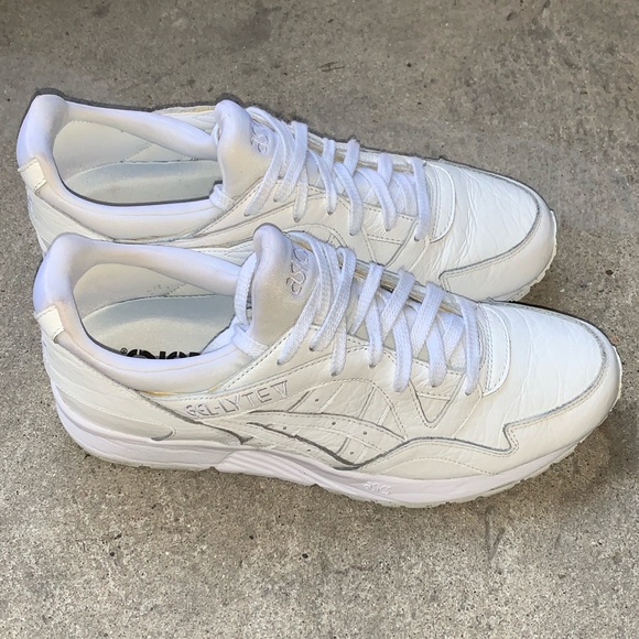 ASICS | Gel-Lyte V White On White Leather Sneakers